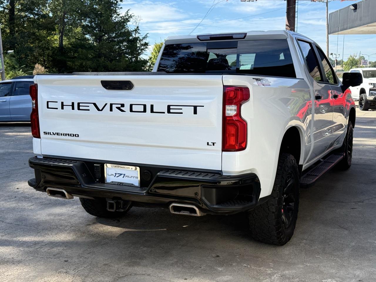 Chevrolet Silverado 1500 4WD Crew Cab 147" LT Trail Boss 2024