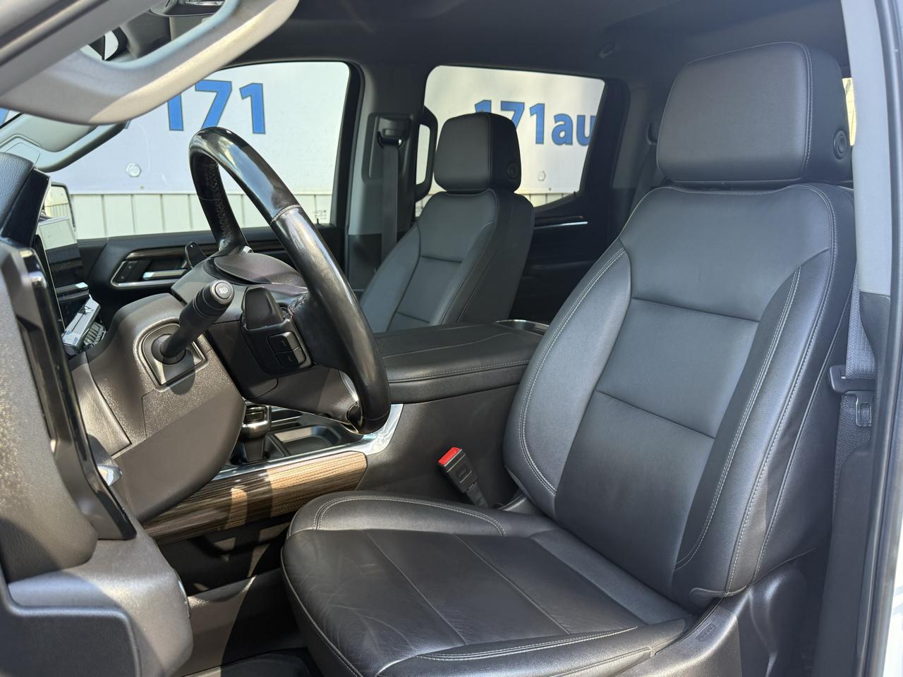 Chevrolet Silverado 1500 4WD Crew Cab 147" LT Trail Boss 2024