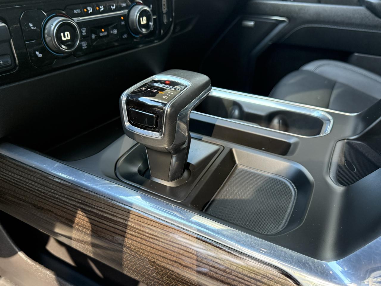 Chevrolet Silverado 1500 4WD Crew Cab 147" LT Trail Boss 2024