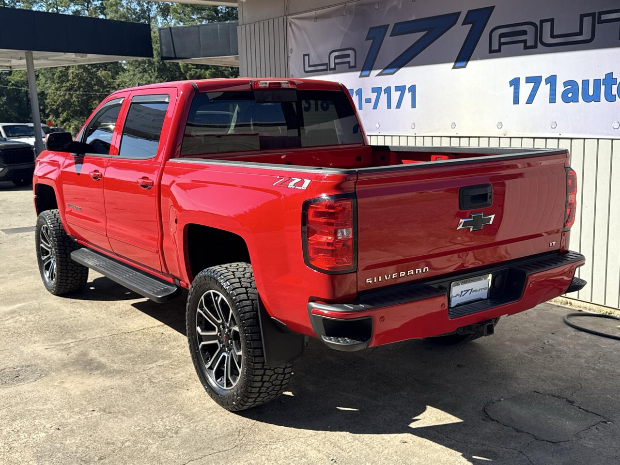 Chevrolet Silverado 1500 4WD Crew Cab 143.5" LT w/2LT 2018
