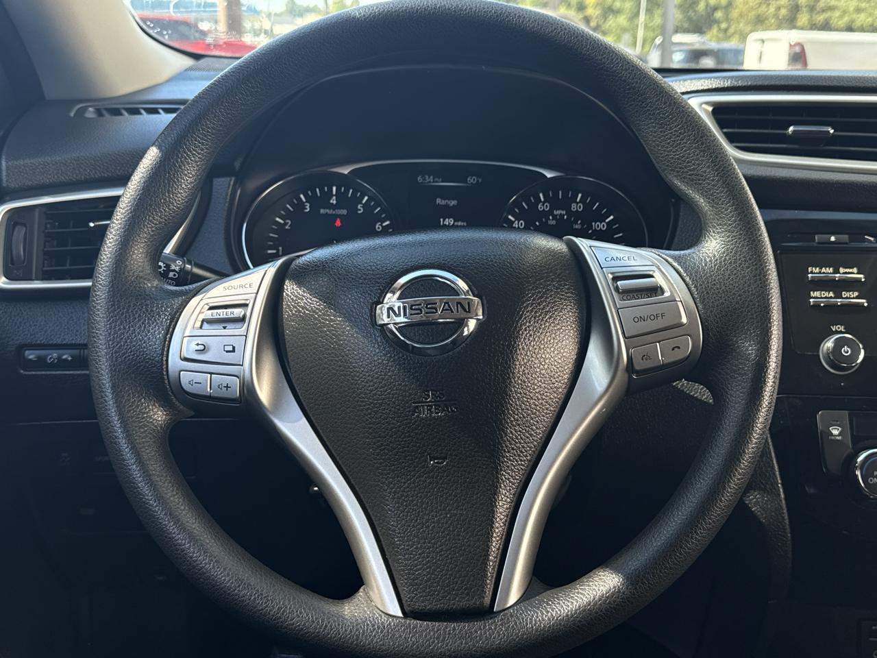 Nissan Rogue FWD 4dr SV 2015