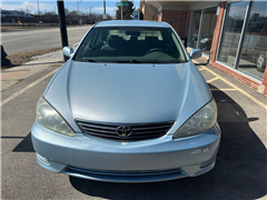 2005 Toyota Camry 