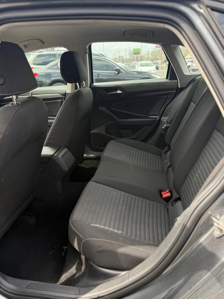 Volkswagen Jetta S 2023