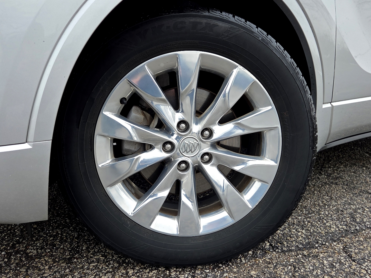 Buick Envision Essense 2018