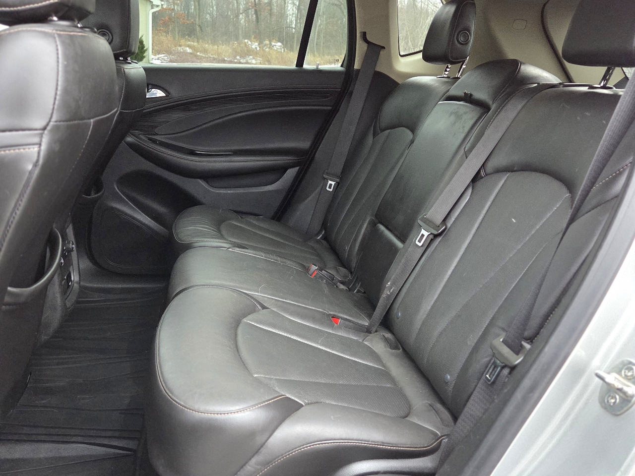 Buick Envision Essense 2018