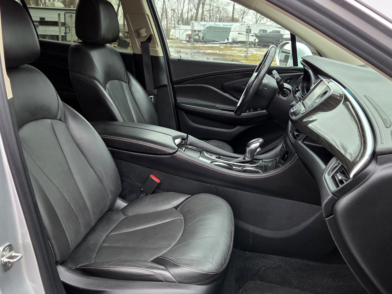 Buick Envision Essense 2018