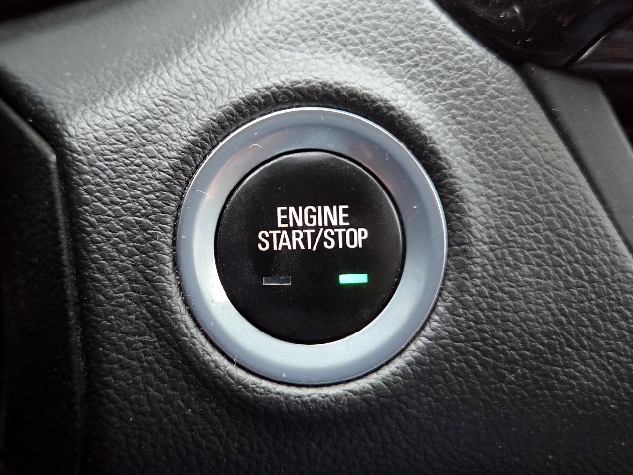 Buick Envision Essense 2018