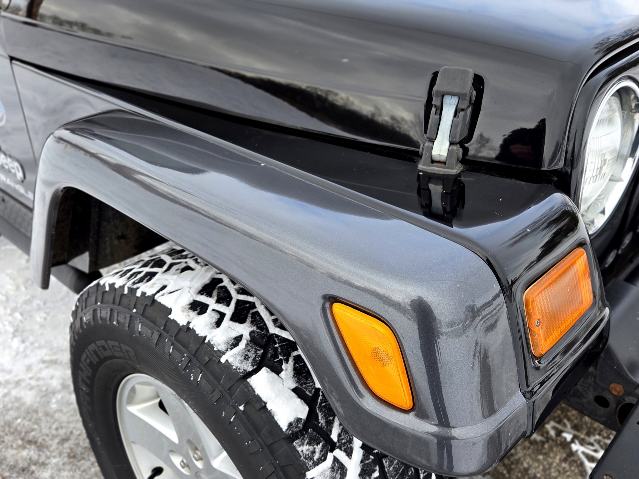 Jeep Wrangler X 2D SUV 4WD 2004