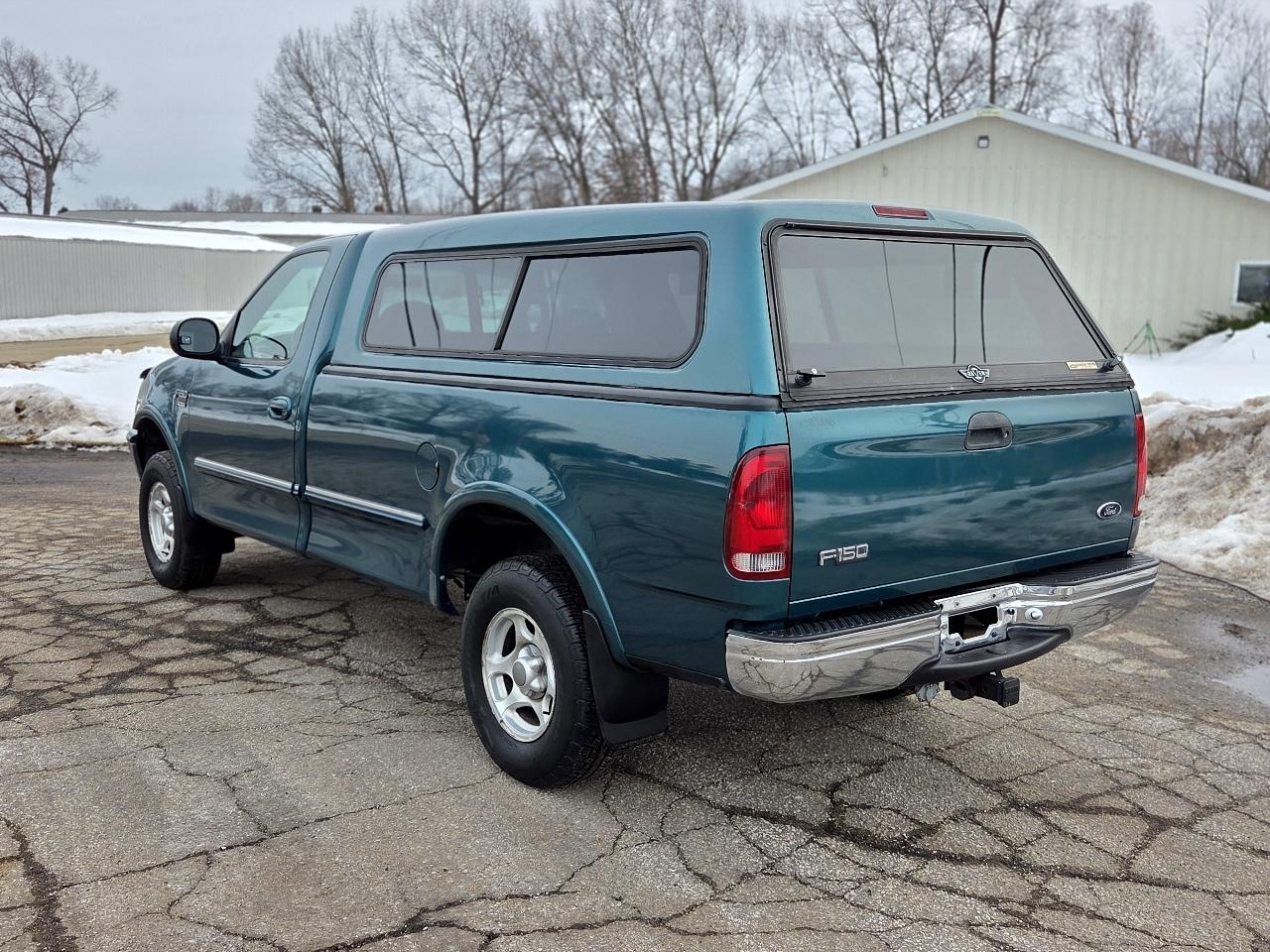 Ford F-150 XLT Reg. Cab Long Bed 4WD 1998