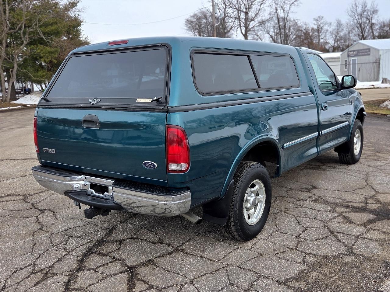 Ford F-150 XLT Reg. Cab Long Bed 4WD 1998