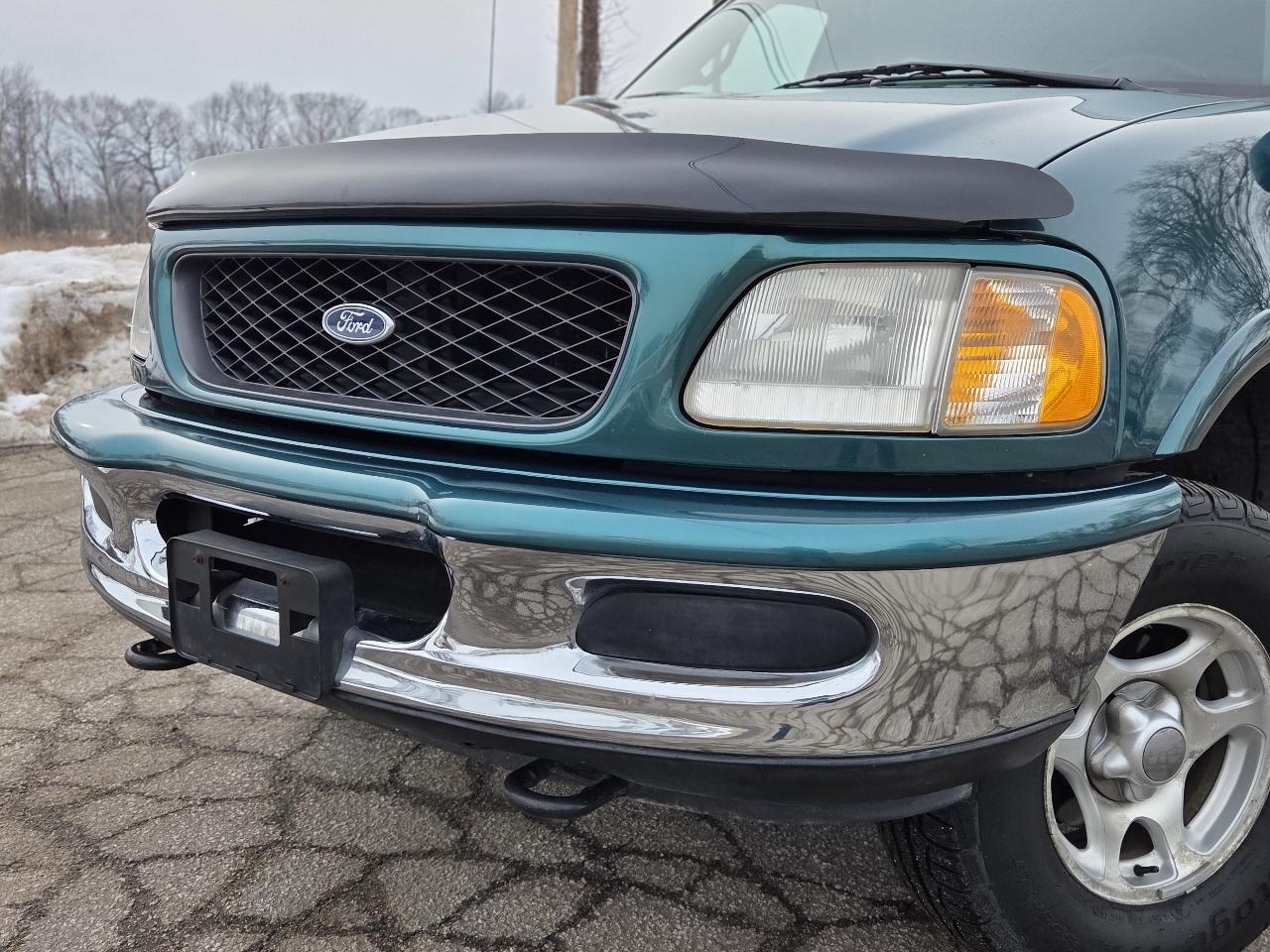 Ford F-150 XLT Reg. Cab Long Bed 4WD 1998