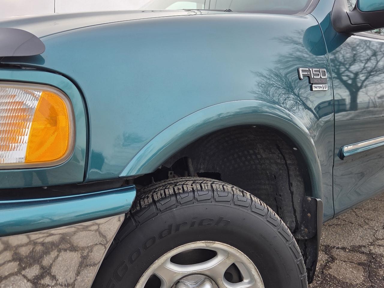 Ford F-150 XLT Reg. Cab Long Bed 4WD 1998