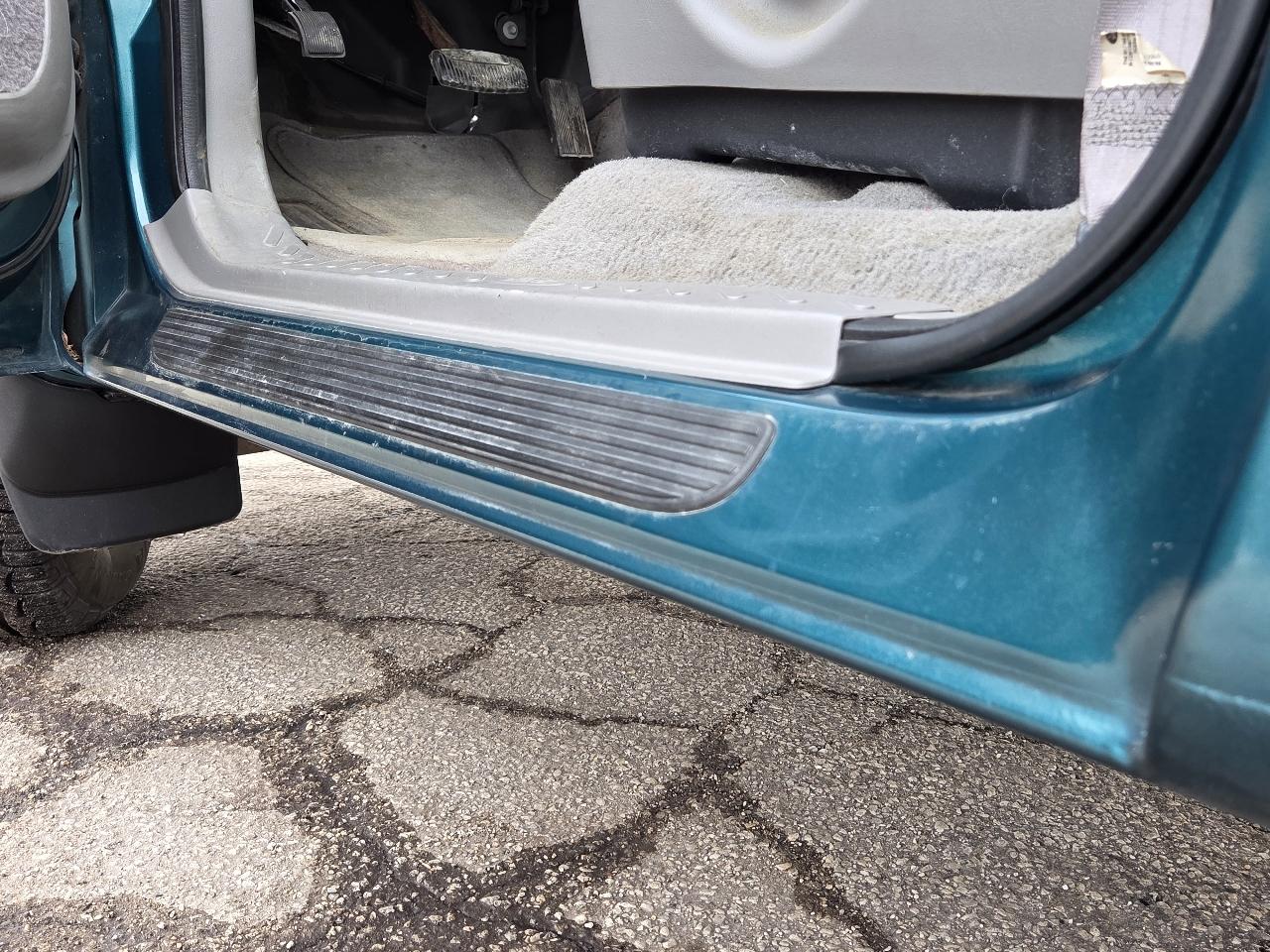 Ford F-150 XLT Reg. Cab Long Bed 4WD 1998