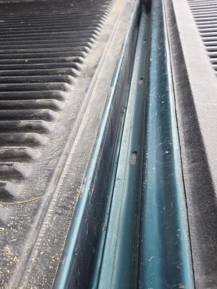 Ford F-150 XLT Reg. Cab Long Bed 4WD 1998