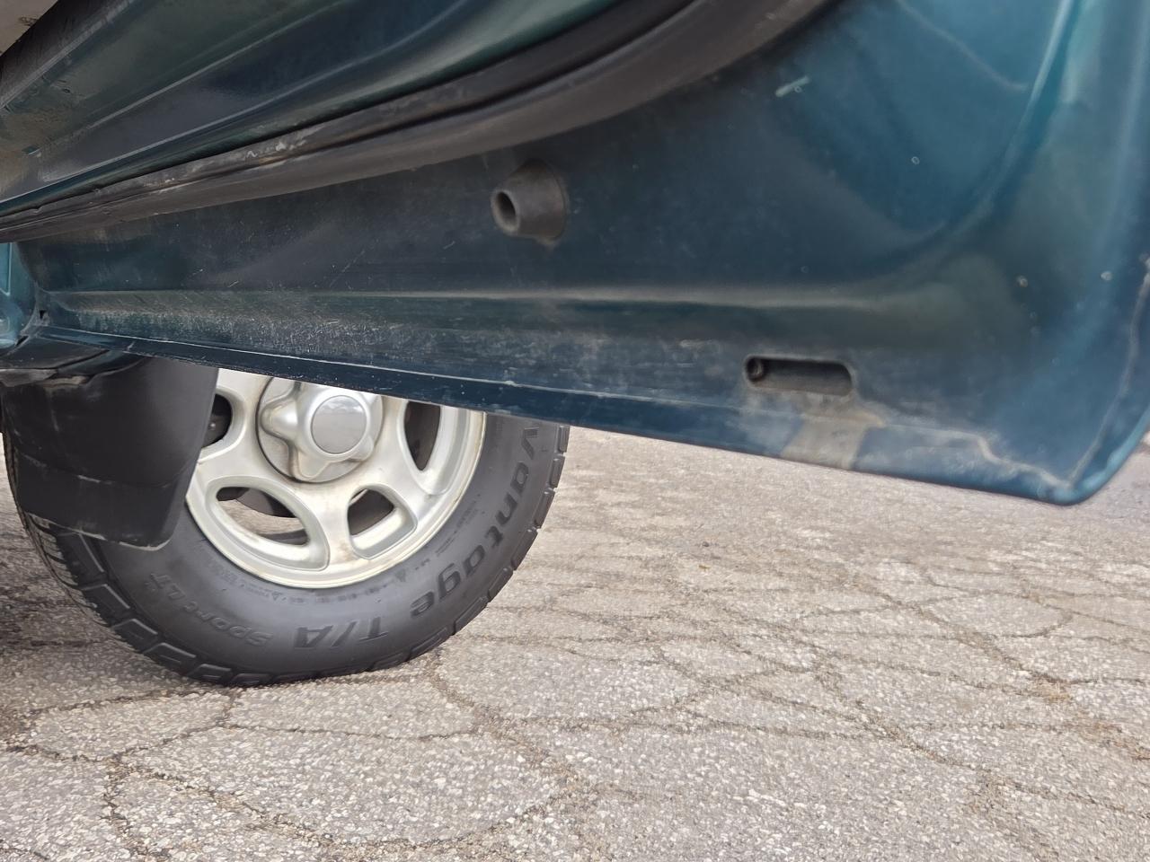 Ford F-150 XLT Reg. Cab Long Bed 4WD 1998