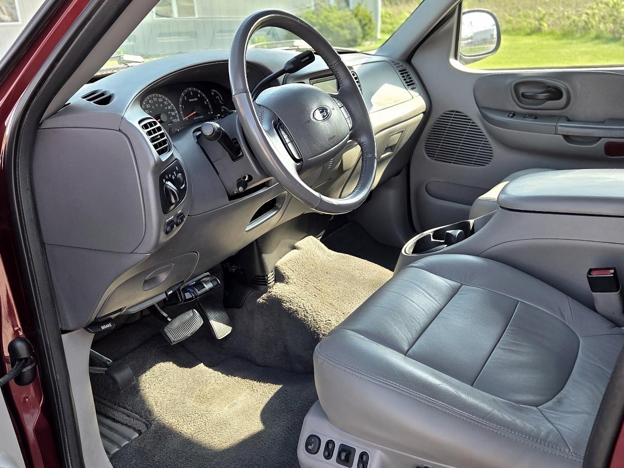 Ford F-150 Lariat SuperCrew 4WD 2003