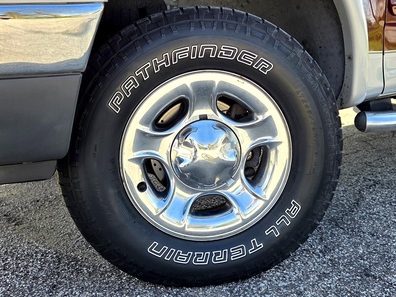 Ford F-150 Lariat SuperCrew 4WD 2003