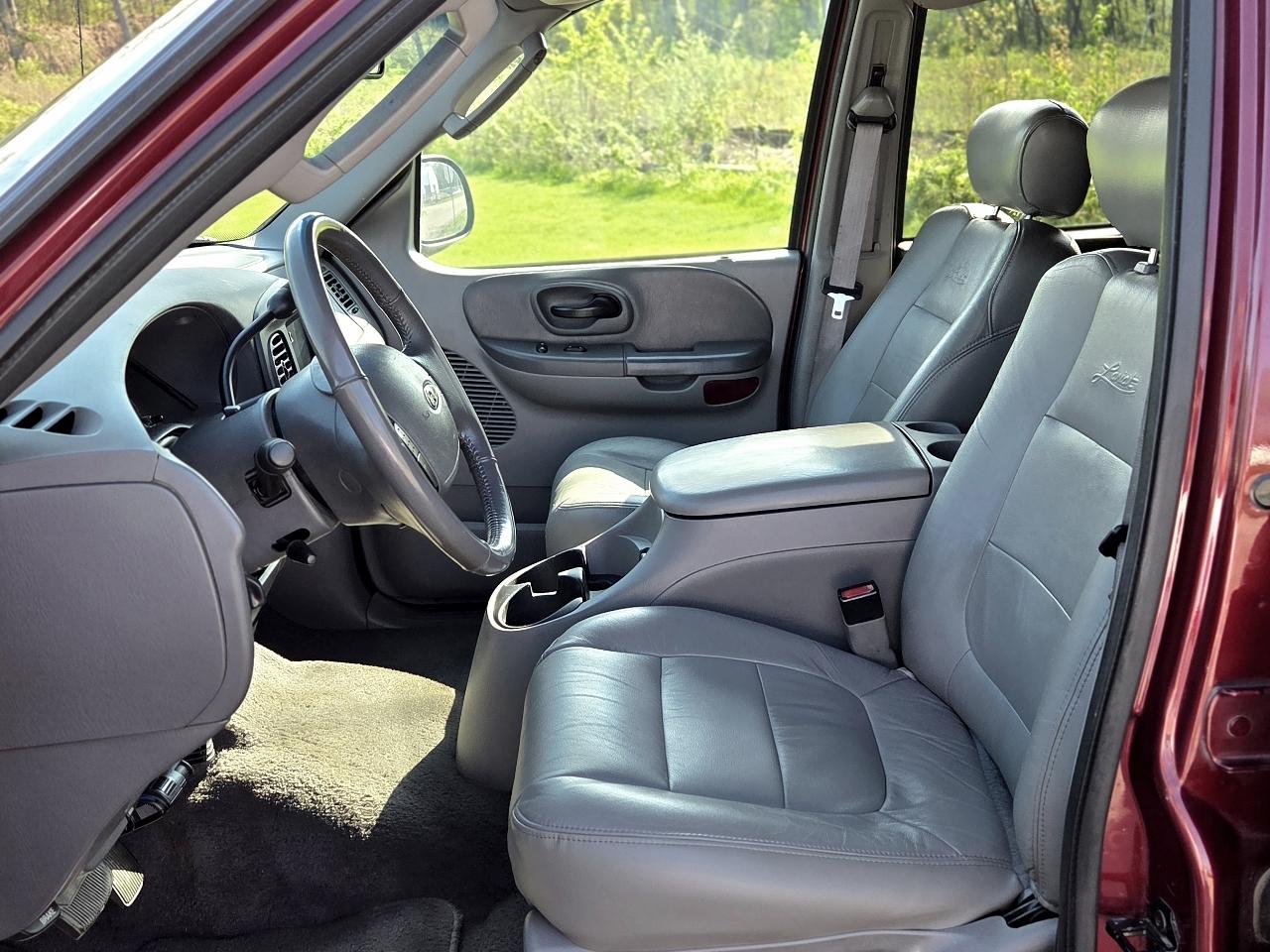 Ford F-150 Lariat SuperCrew 4WD 2003