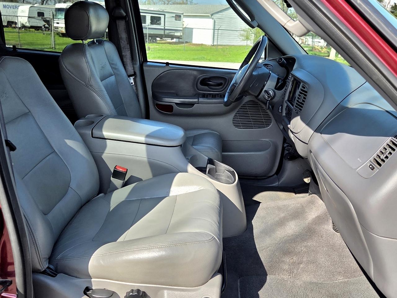 Ford F-150 Lariat SuperCrew 4WD 2003