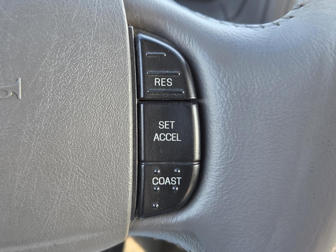 Ford F-150 Lariat SuperCrew 4WD 2003