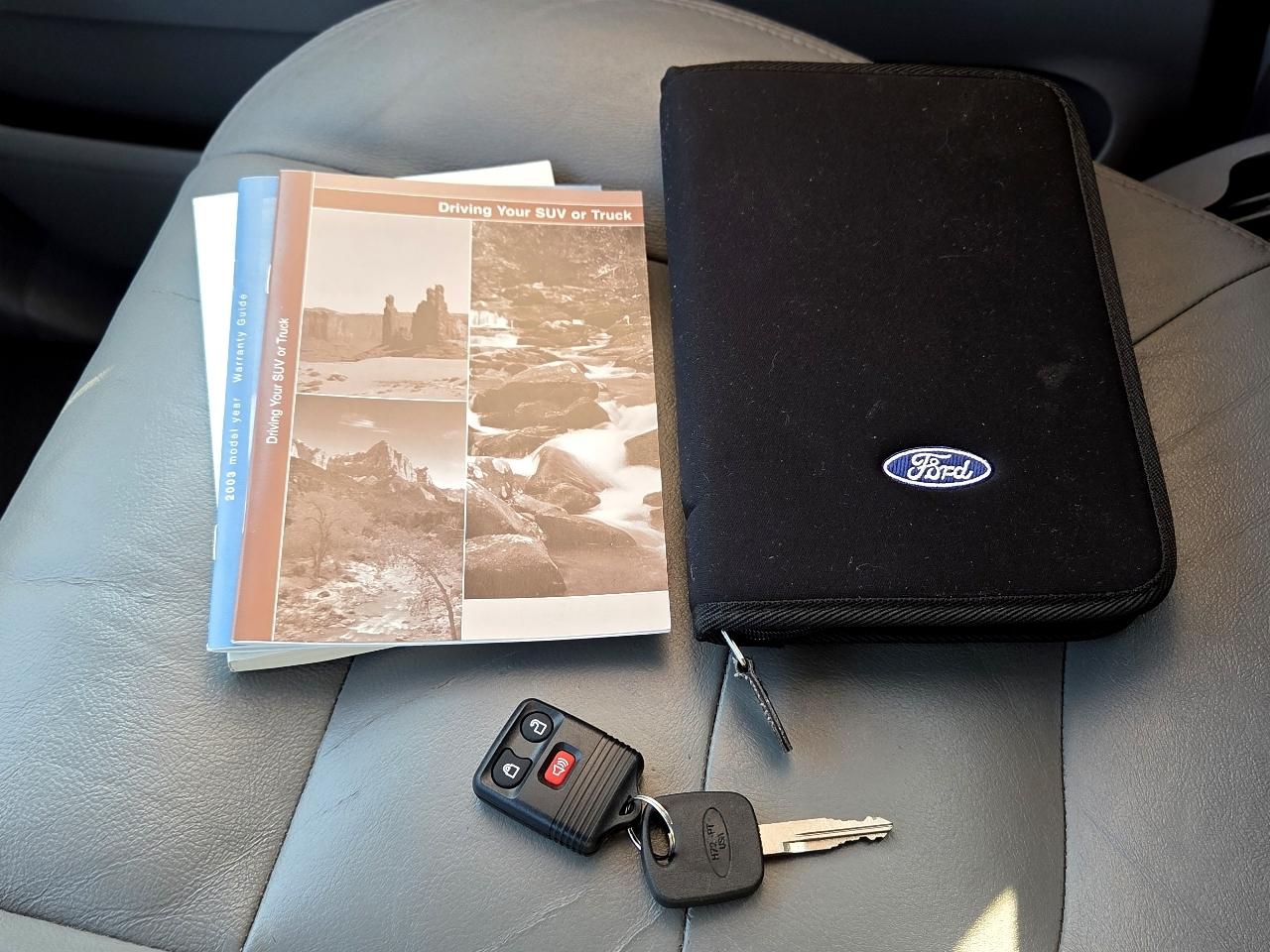 Ford F-150 Lariat SuperCrew 4WD 2003