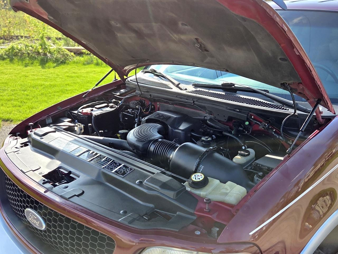 Ford F-150 Lariat SuperCrew 4WD 2003