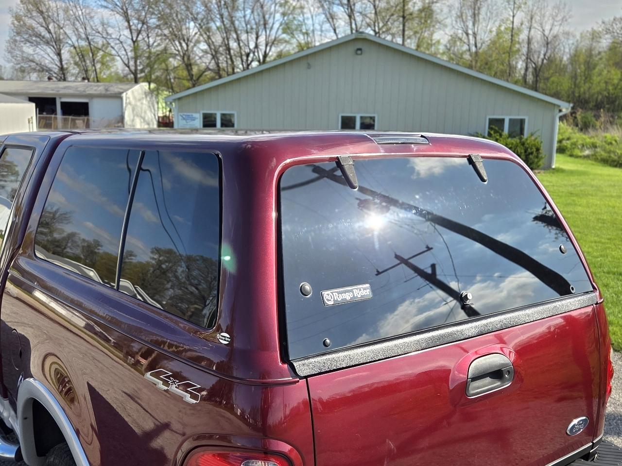 Ford F-150 Lariat SuperCrew 4WD 2003