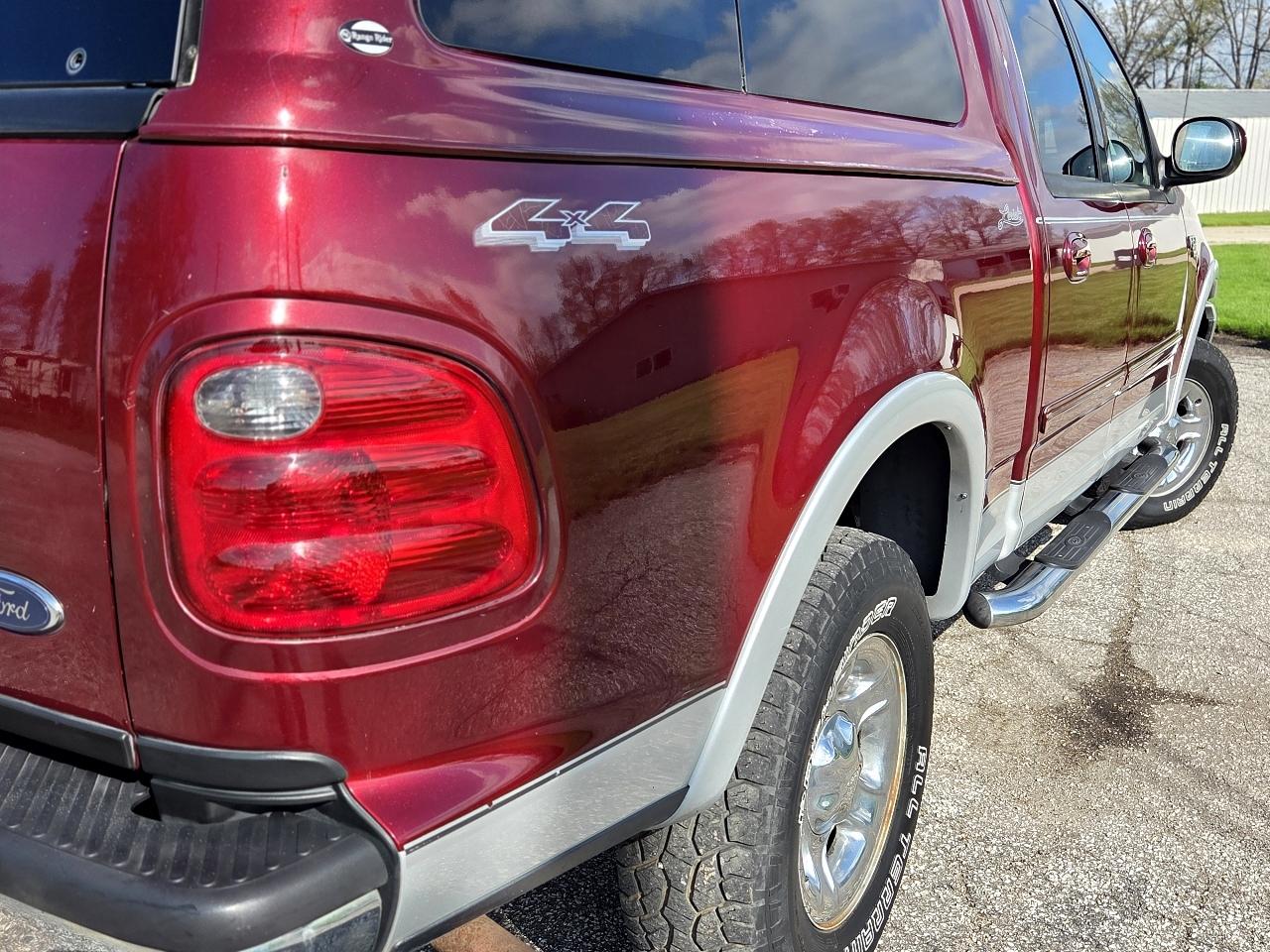 Ford F-150 Lariat SuperCrew 4WD 2003