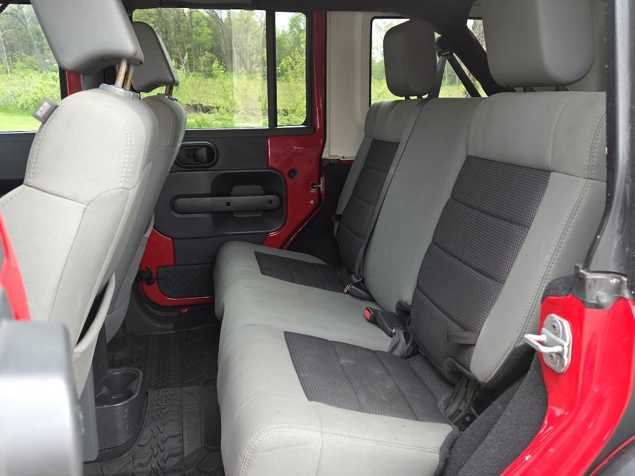 Jeep Wrangler Unlimited Rubicon 4WD 2010