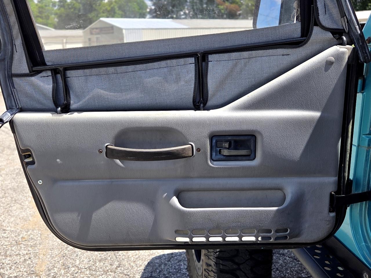 Jeep Wrangler Sport 1997