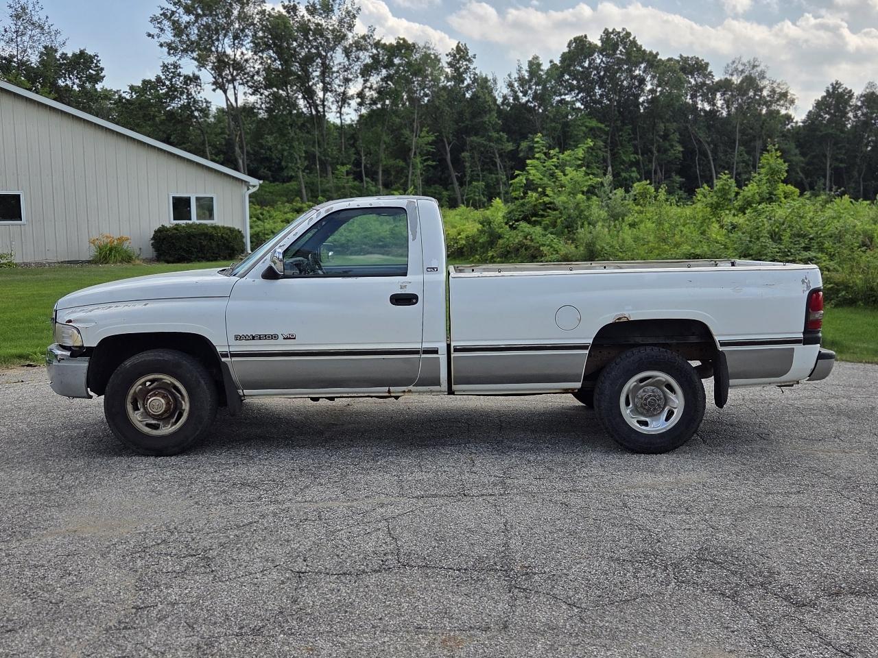 Dodge Ram 2500 LT LD Reg. Cab 8-ft. Bed 2WD 1995