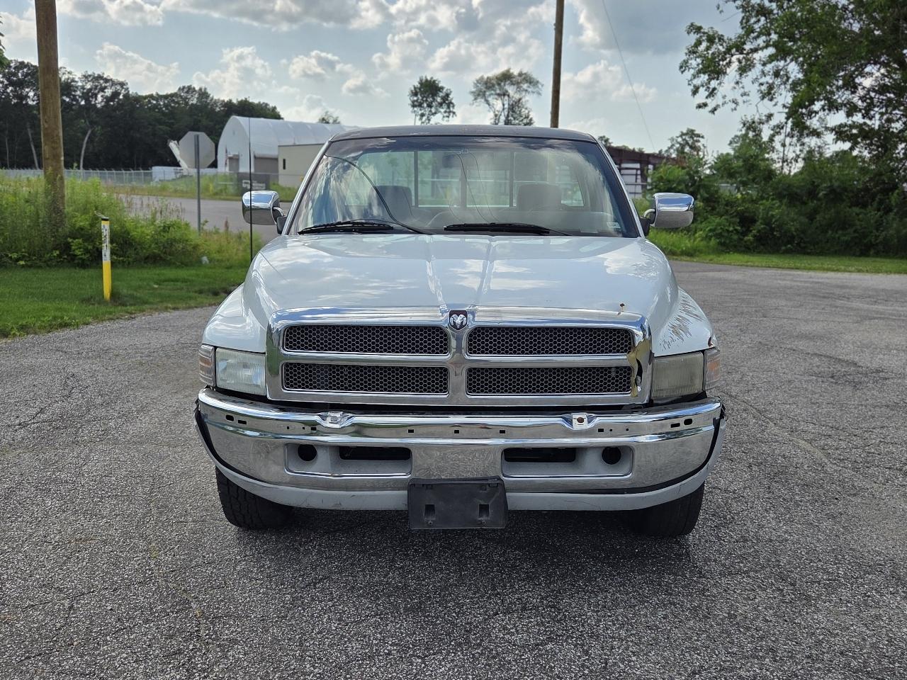 Dodge Ram 2500 LT LD Reg. Cab 8-ft. Bed 2WD 1995