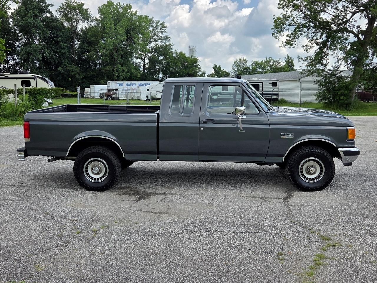 Ford F-150 XLT Lariat 1989