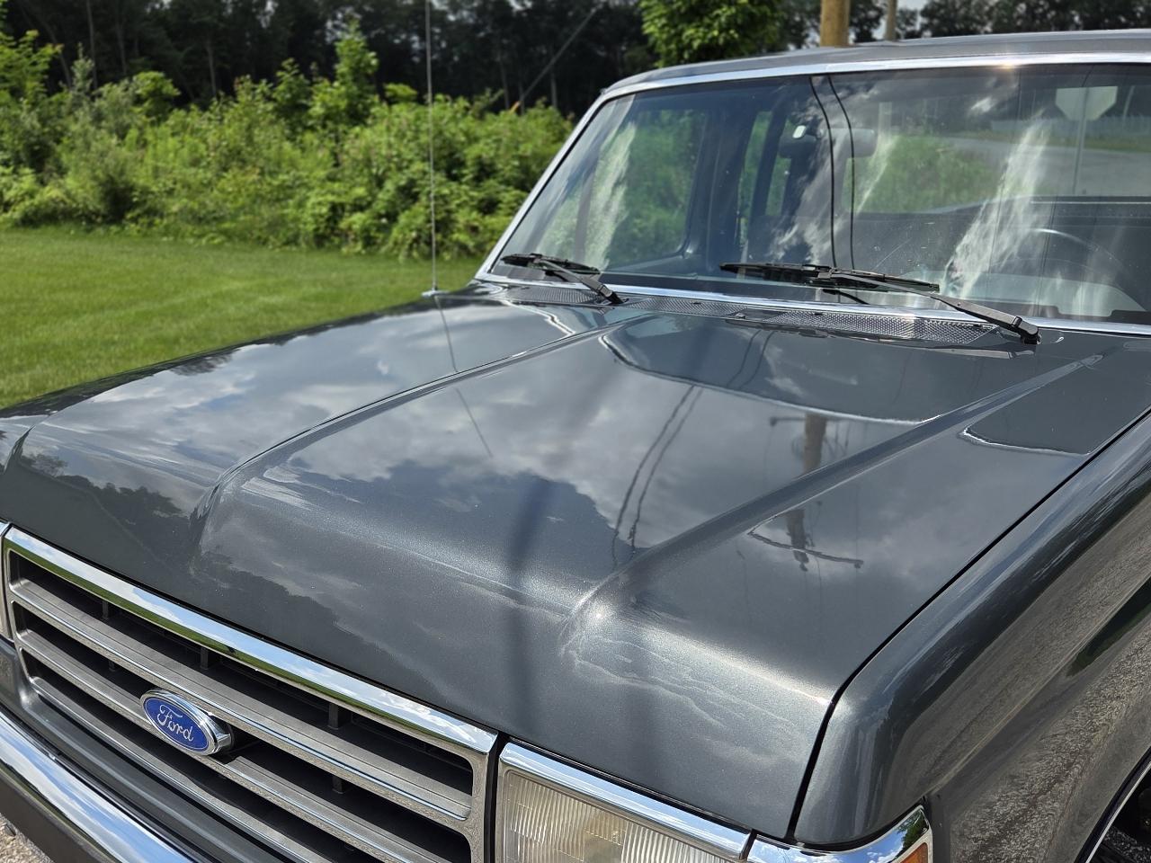 Ford F-150 XLT Lariat 1989