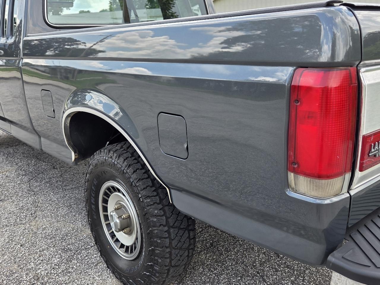 Ford F-150 XLT Lariat 1989
