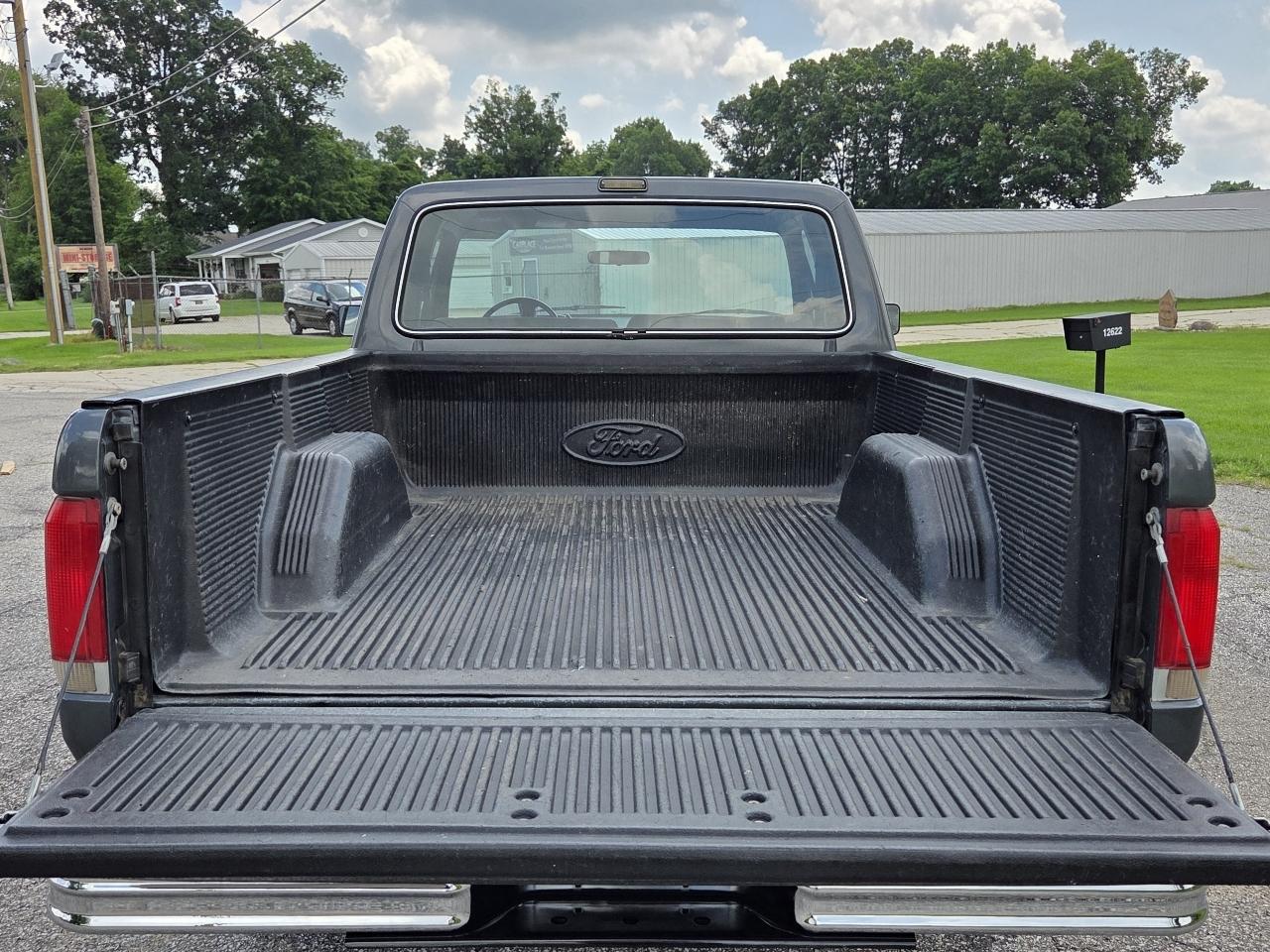 Ford F-150 XLT Lariat 1989