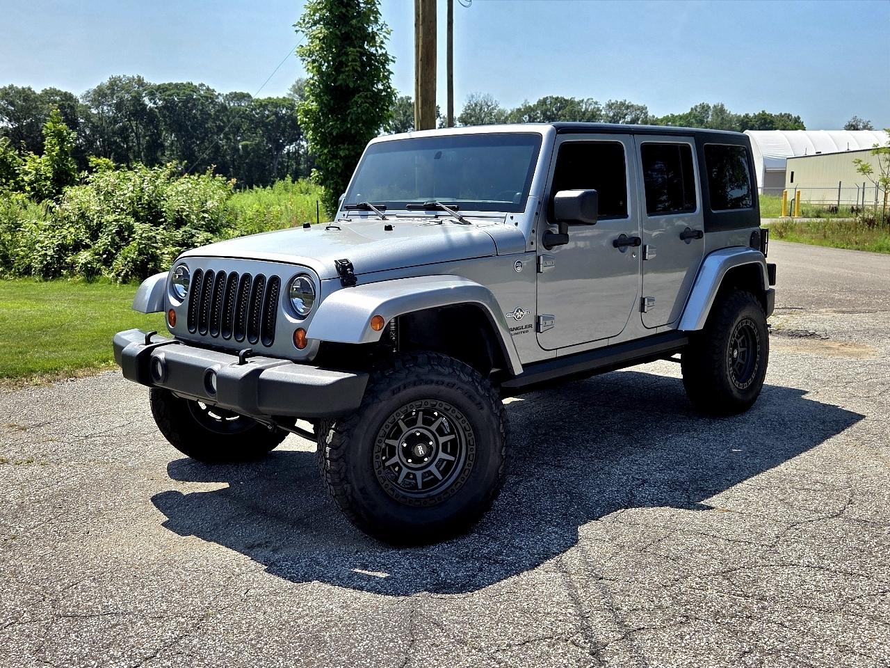 Jeep Wrangler Unlimited Sport 4WD 2013