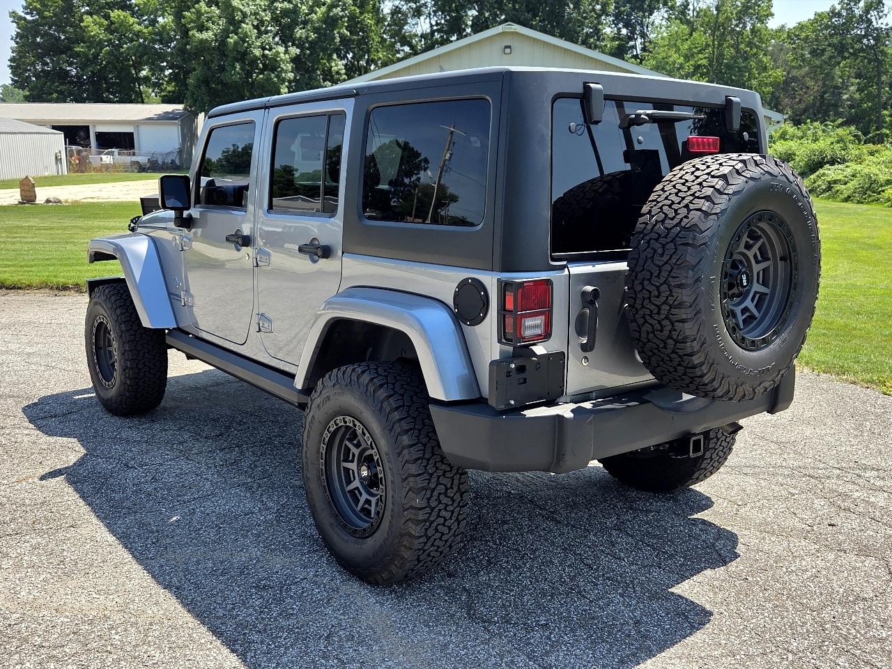 Jeep Wrangler Unlimited Sport 4WD 2013
