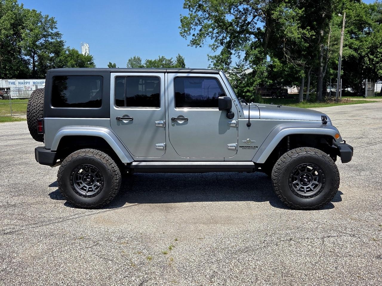 Jeep Wrangler Unlimited Sport 4WD 2013
