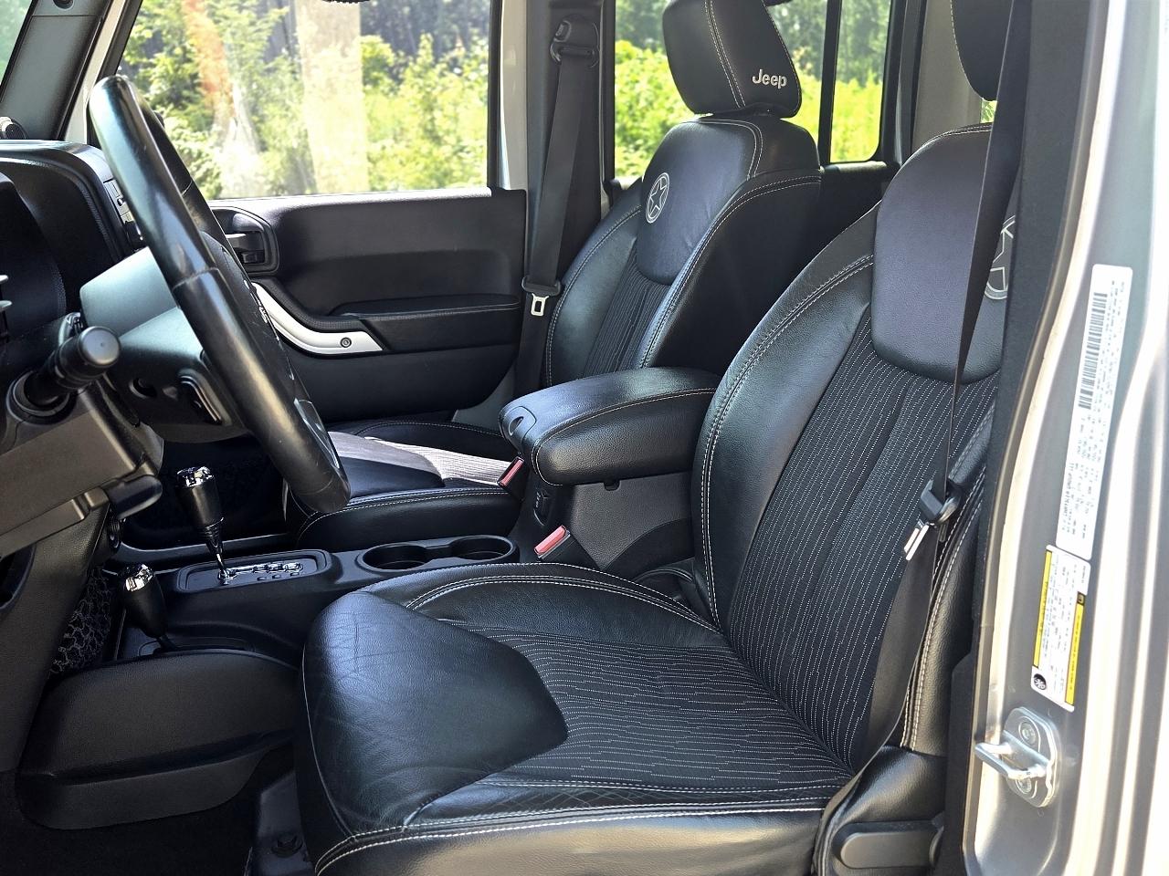 Jeep Wrangler Unlimited Sport 4WD 2013
