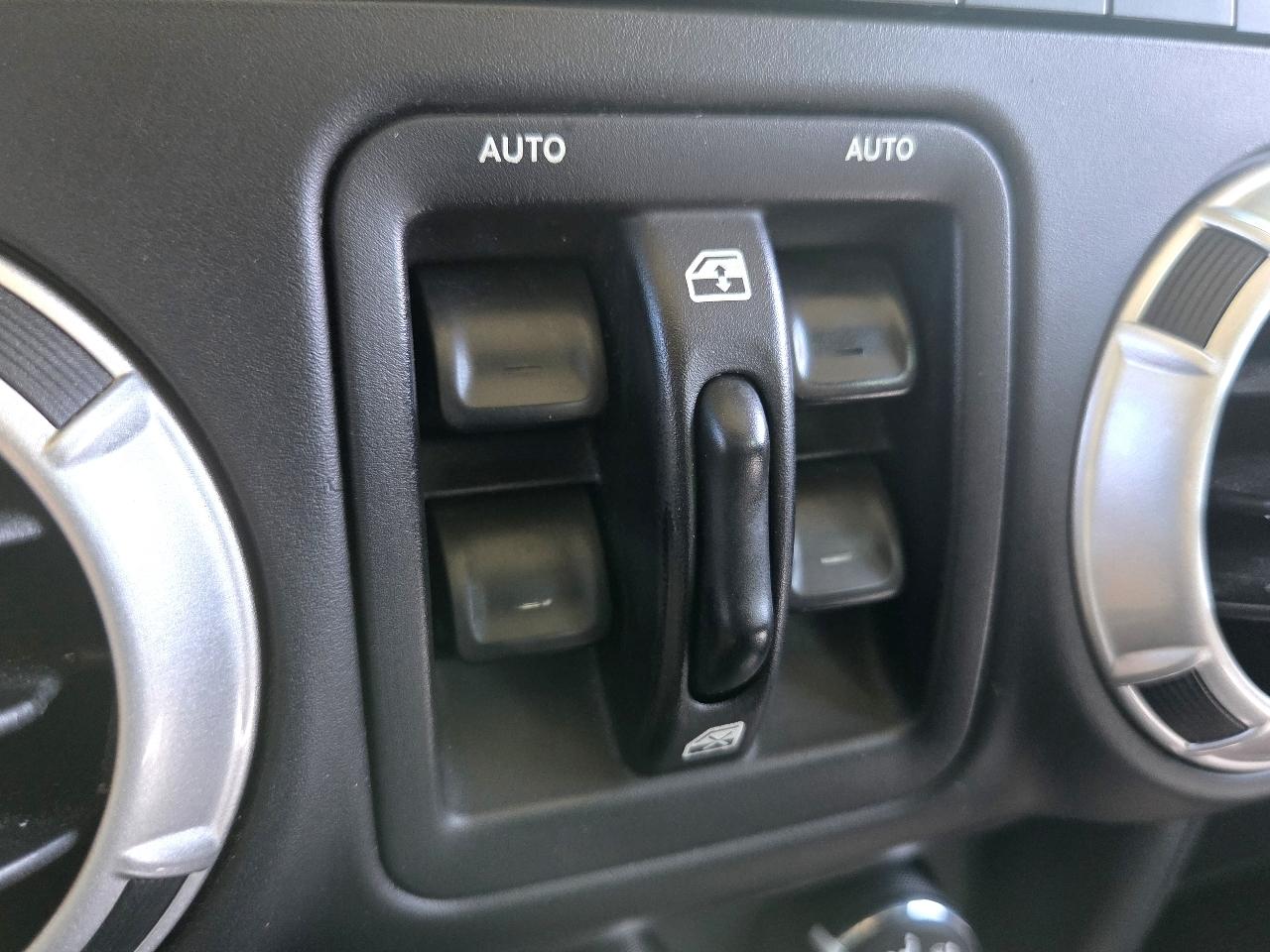 Jeep Wrangler Unlimited Sport 4WD 2013