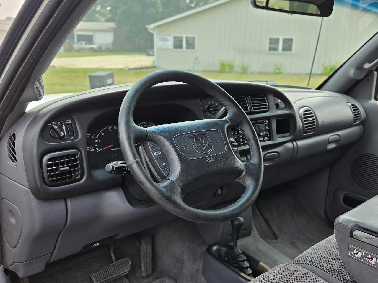 Dodge Ram 2500 Quad Cab Short Bed 4WD 1999