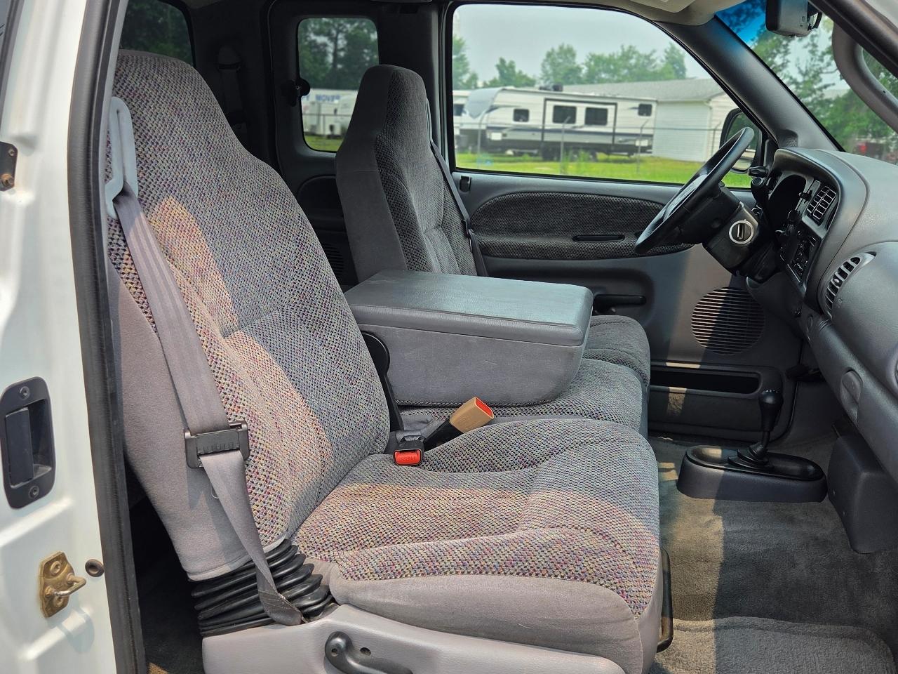 Dodge Ram 2500 Quad Cab Short Bed 4WD 1999