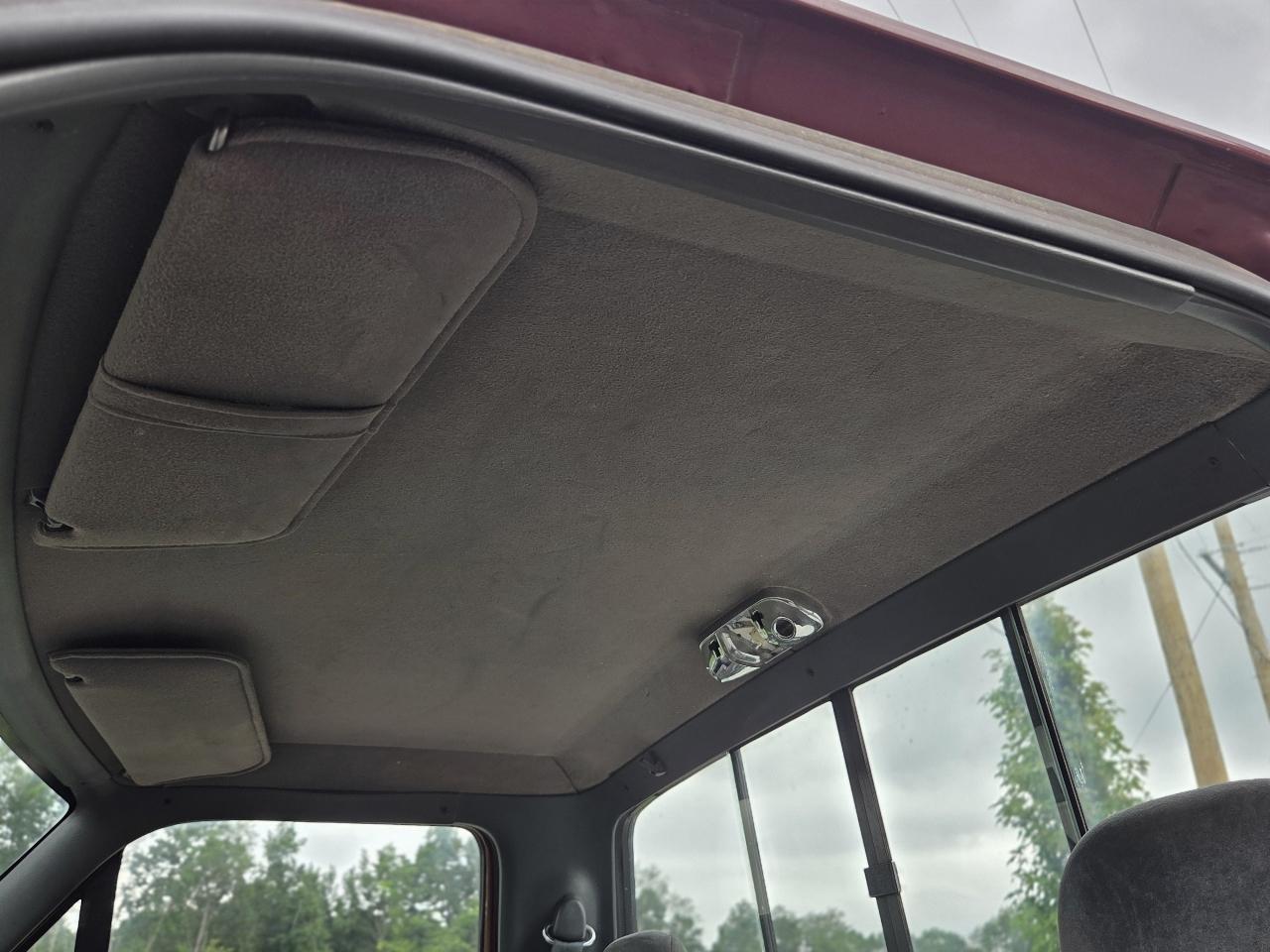 Ford F-150 XLT 2WD Reg Cab 6.5' Box 1992