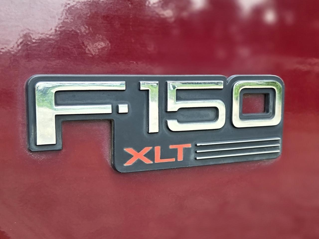Ford F-150 XLT 2WD Reg Cab 6.5' Box 1992