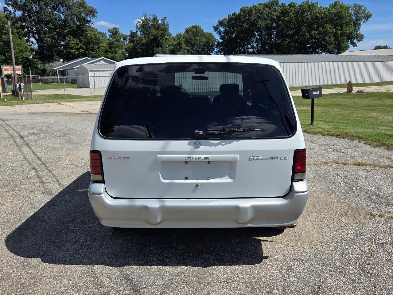 Dodge Grand Caravan LE AWD 1994