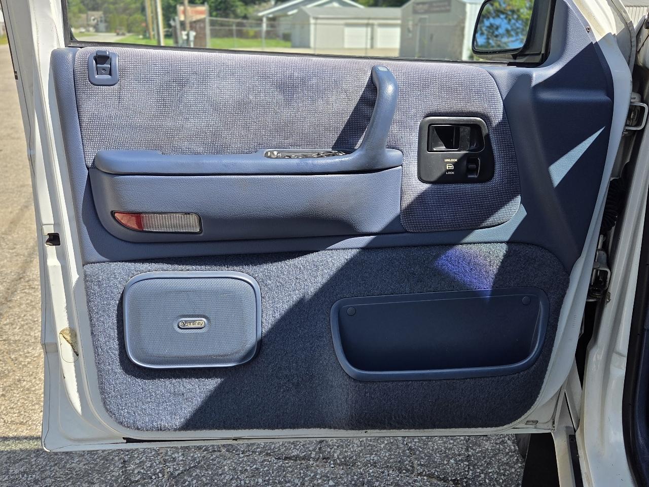 Dodge Grand Caravan LE AWD 1994