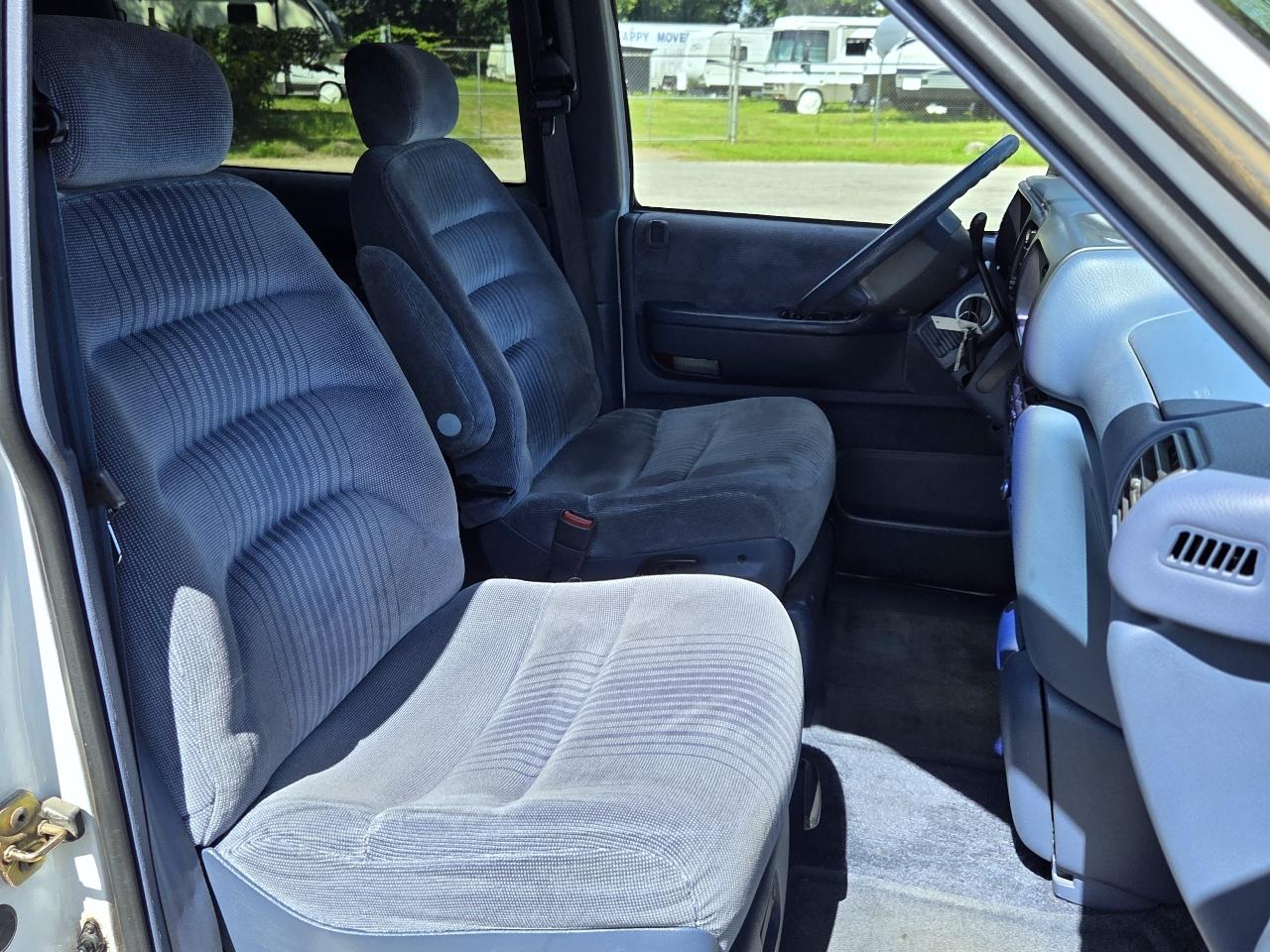 Dodge Grand Caravan LE AWD 1994