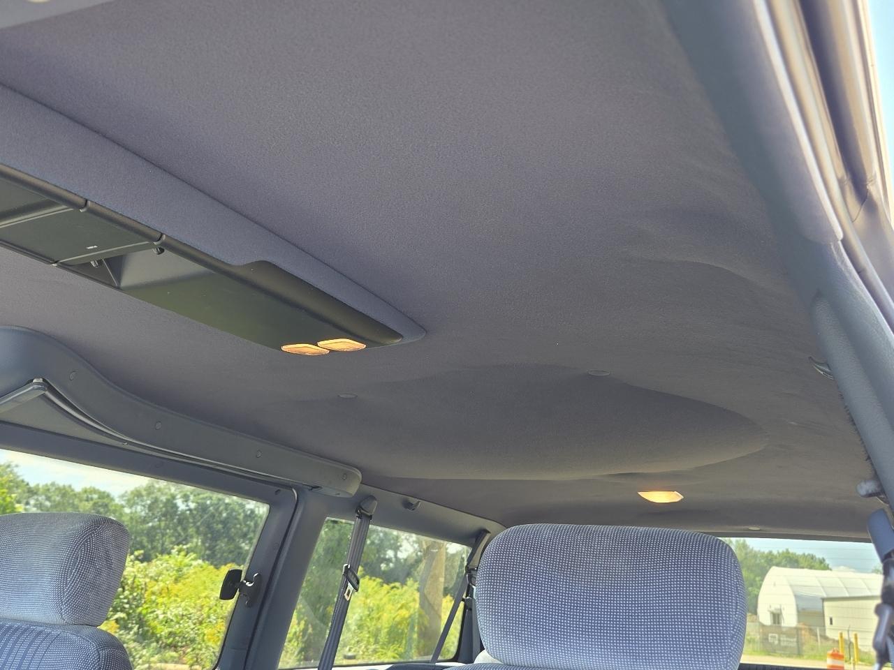 Dodge Grand Caravan LE AWD 1994