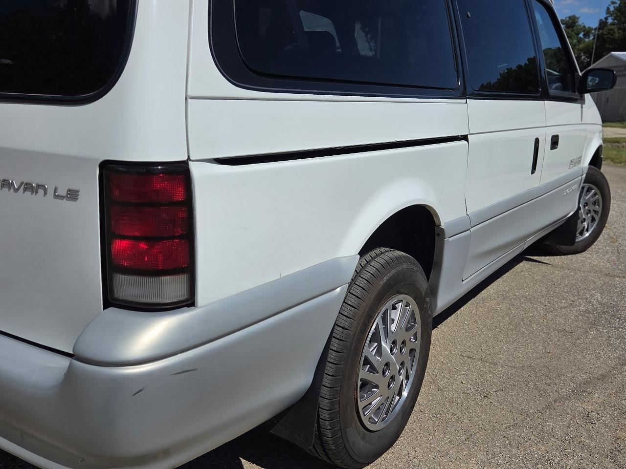 Dodge Grand Caravan LE AWD 1994